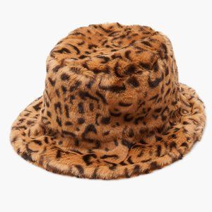 Faux fur leopard bucket hat